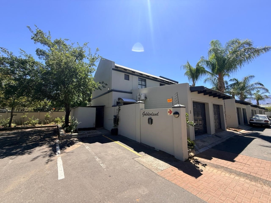 2 Bedroom Property for Sale in Paglande Western Cape